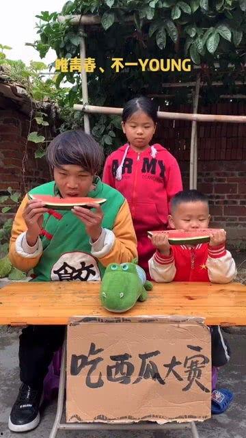 荆门吃瓜搞笑视频,笑料百出,趣味横生